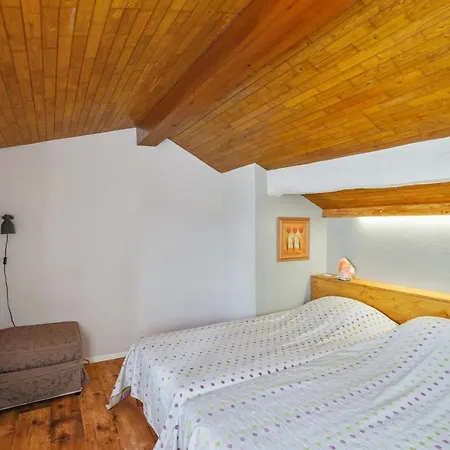Villa Charmante à Sylvestre Sur Lot Avec Piscine Privée
