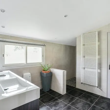 Charmante à Sylvestre Sur Lot Avec Piscine Privée Villa *