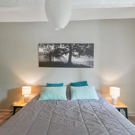 Charmante à Sylvestre Sur Lot Avec Piscine Privée Villa